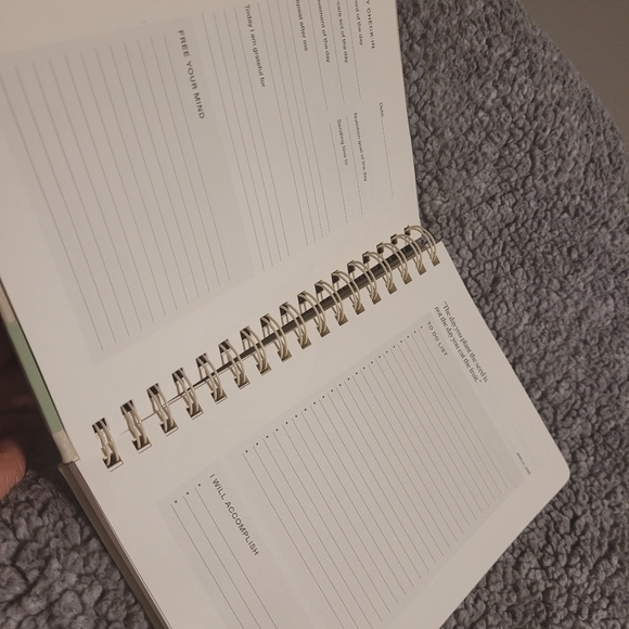 FORM Daily Check In Journal - Picture 2 of 3